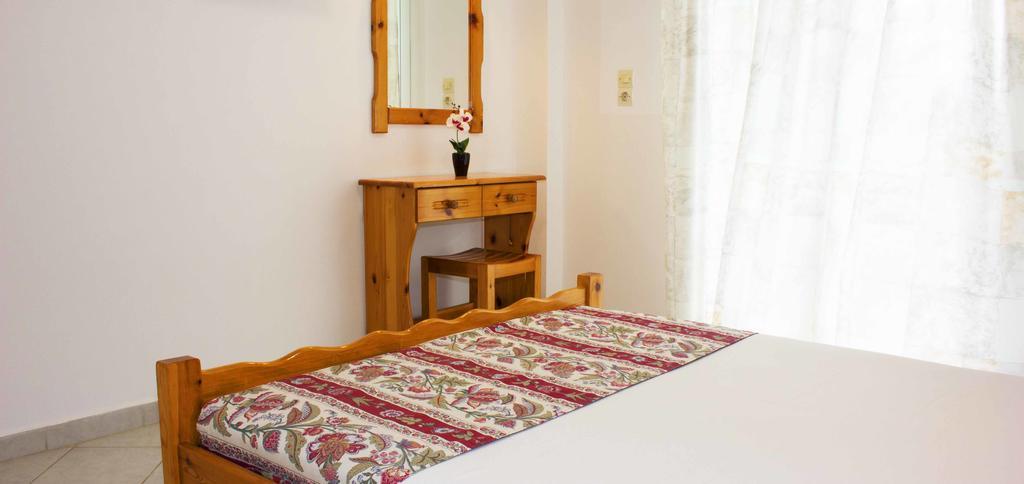 Mersina Apartments Keri Екстер'єр фото