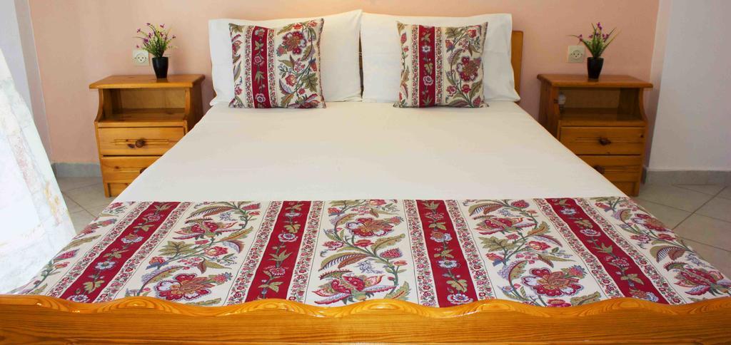 Mersina Apartments Keri Екстер'єр фото