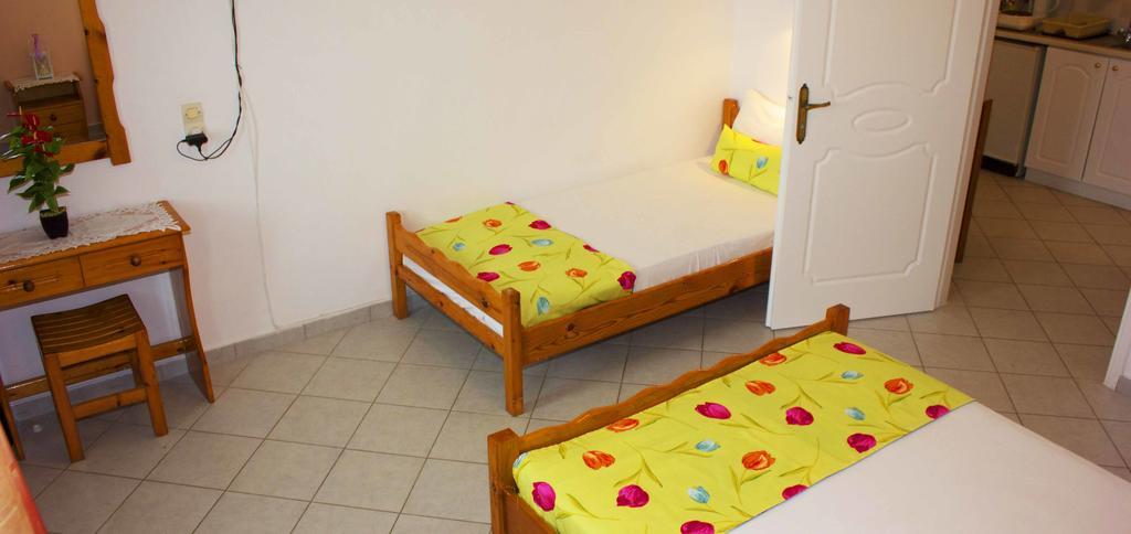 Mersina Apartments Keri Екстер'єр фото