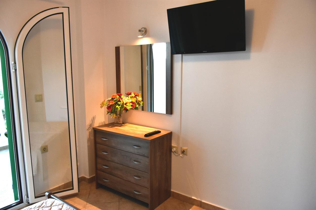 Mersina Apartments Keri Екстер'єр фото
